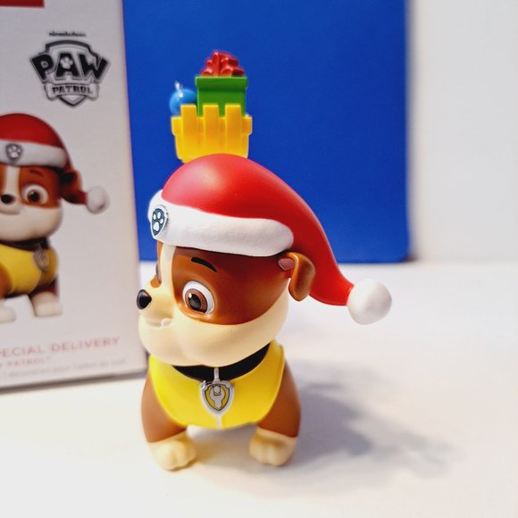 Hallmark Keepsake Ornament - PAW Patrol Rubble's Special Delivery' 2023 … - Picture 7 of 8